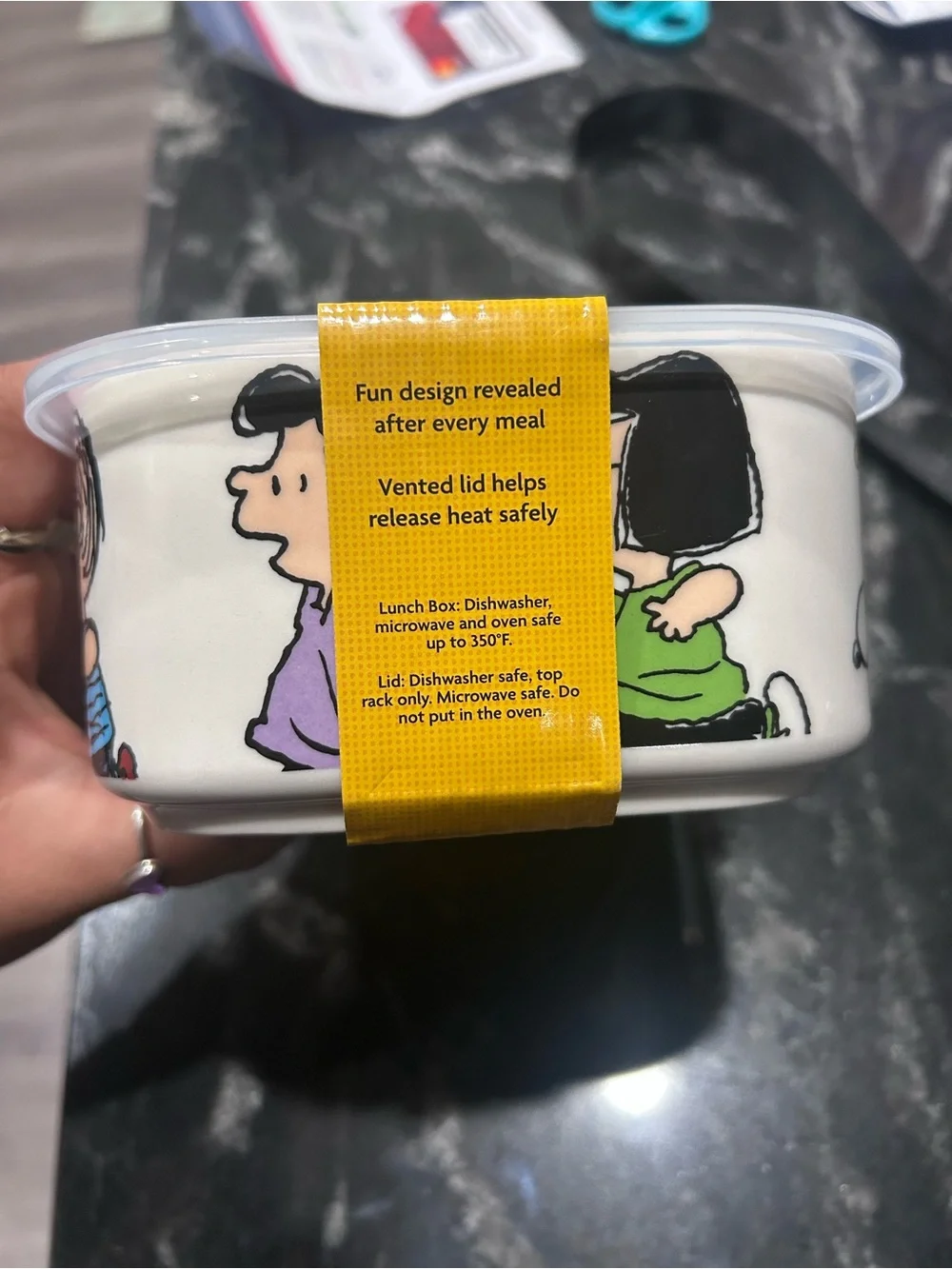 Peanuts Snoopy Kids Snack Container - White & Yellow